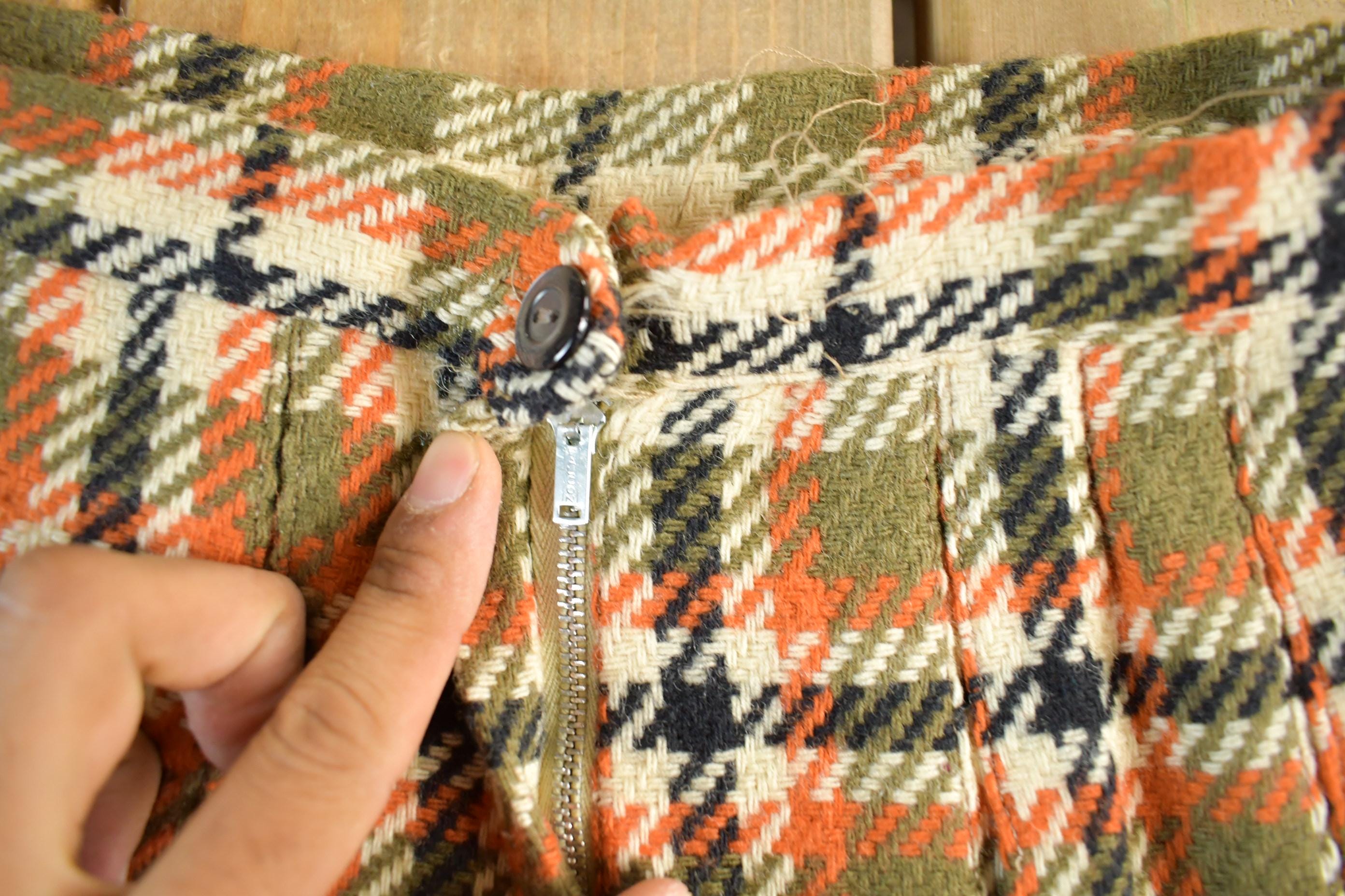 Vintage 1970s Wool Tartan Plaid Skirt Women's 24