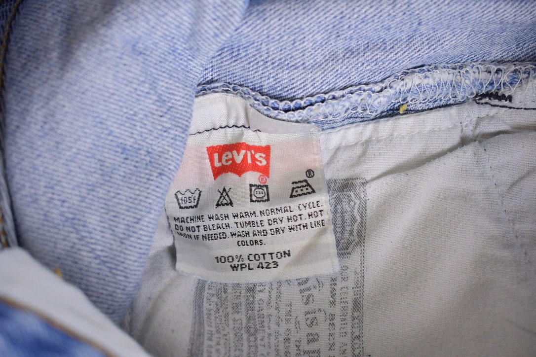 Vintage 1990s Levi 501 Red Tab Jeans Size 31 x 31