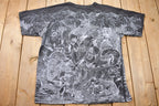 Vintage 1990s Animals All Over Print Graphic T-Shirt