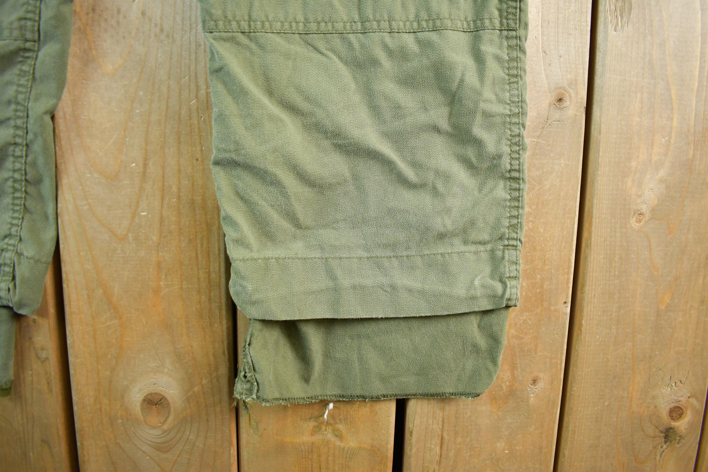 Vintage 1998 Military Green Cargo Pants Size 32 x 27