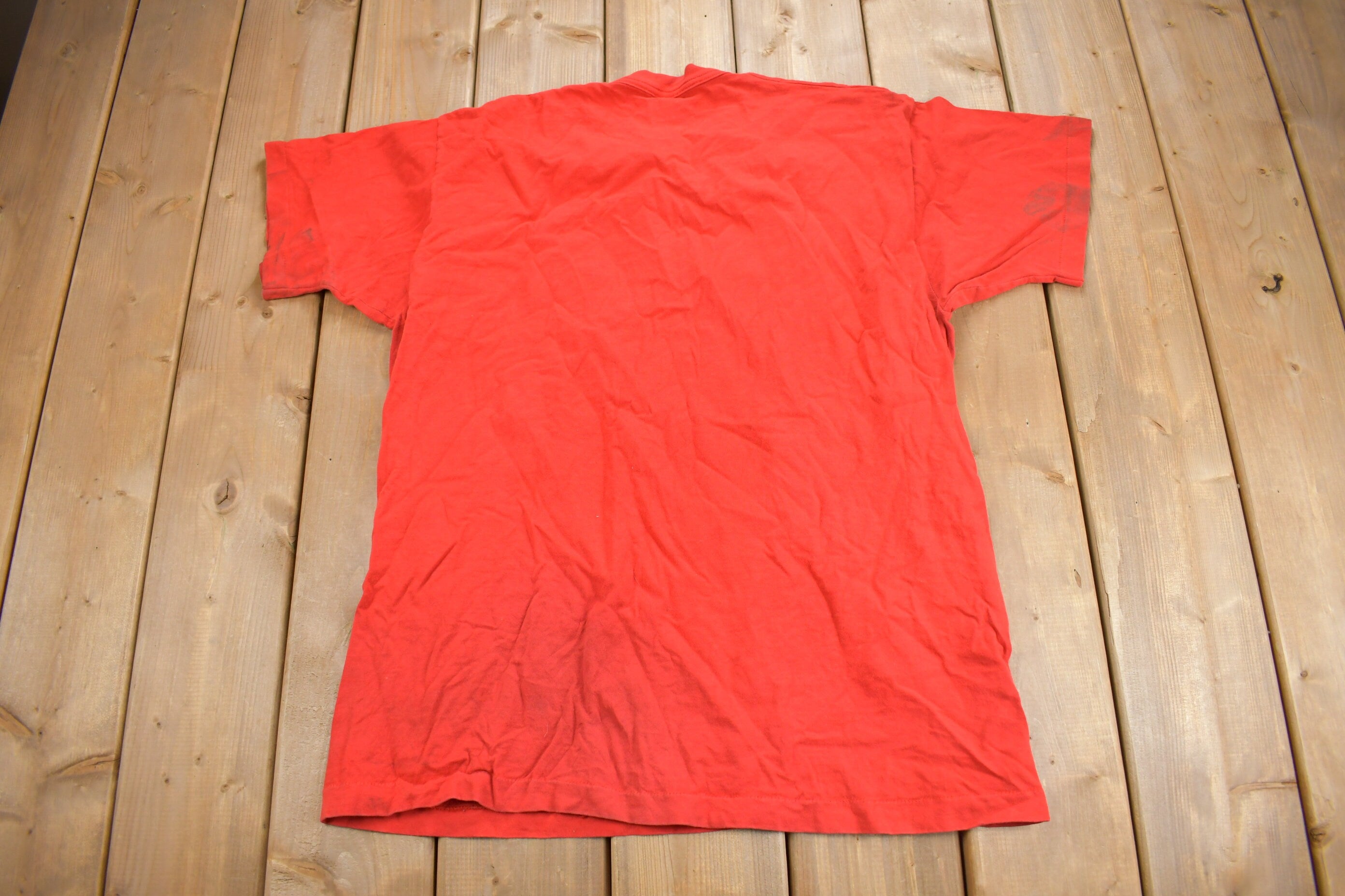 Vintage 1990s Wisconsin Badgers Basketball Collegiate T-Shirt