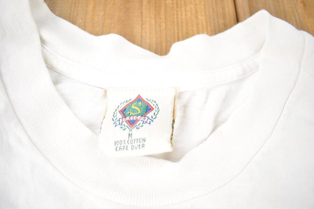Vintage 1990s France Crest Souvenir Single Stitch Travel T-Shirt