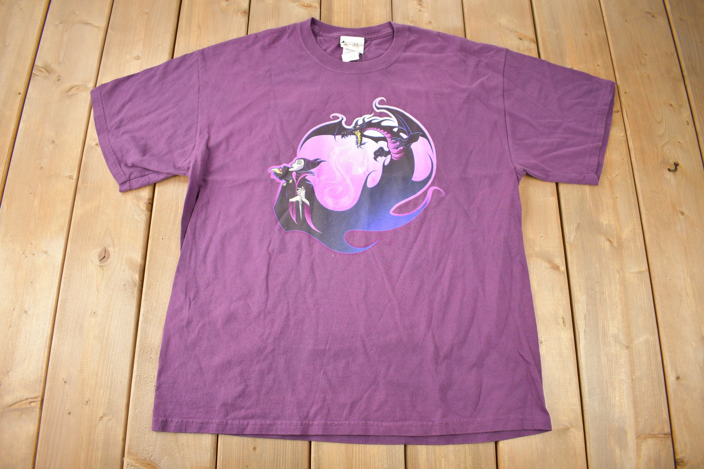 Vintage 1990s Walt Disney World Maleficent Disney Villains Graphic T-Shirt Size XL