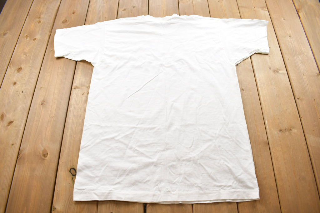 Vintage 1990s Santa Stamp Graphic T-Shirt