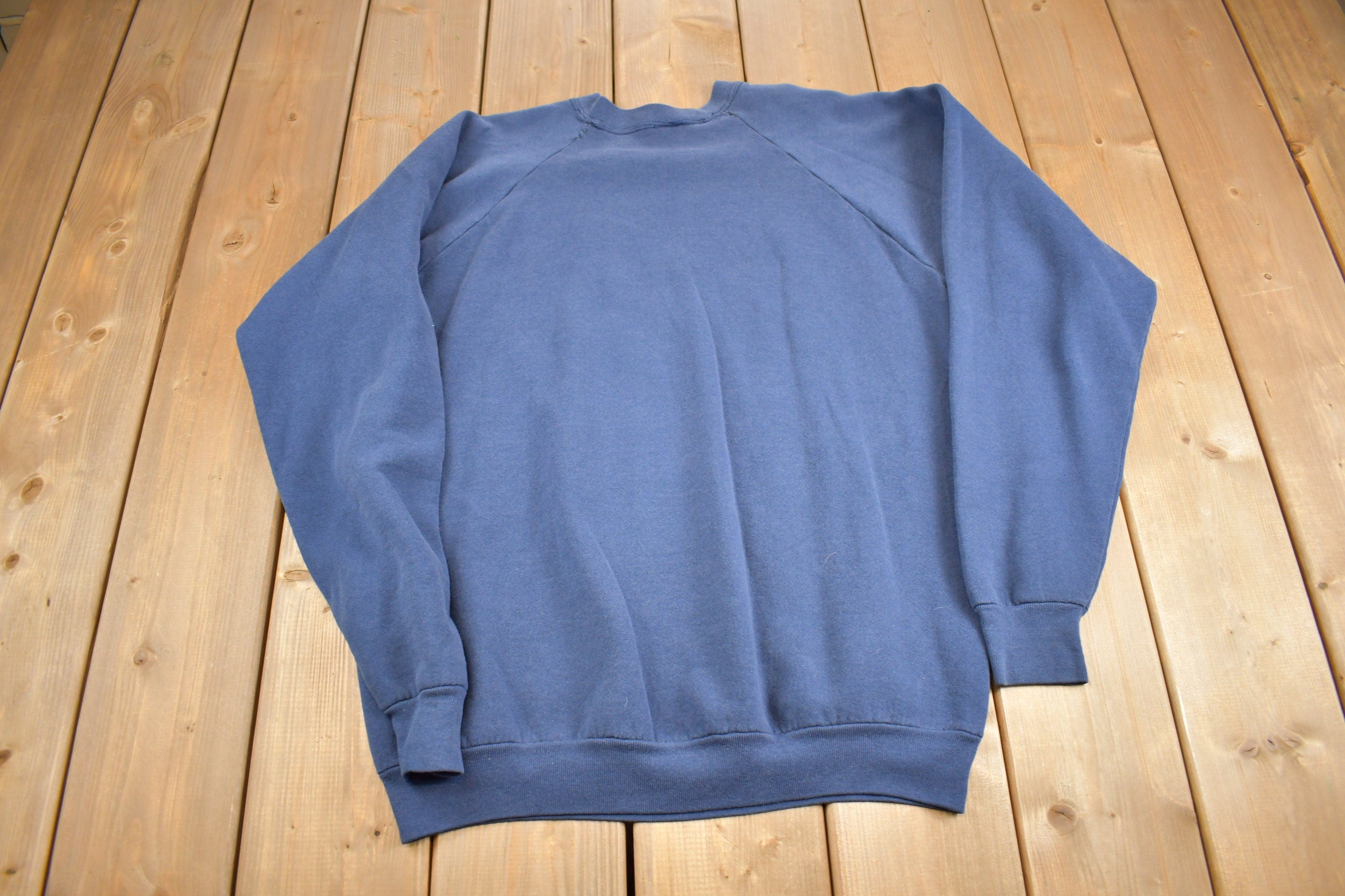 Vintage 1980s Navy Graphic Raglan Sweatshirt