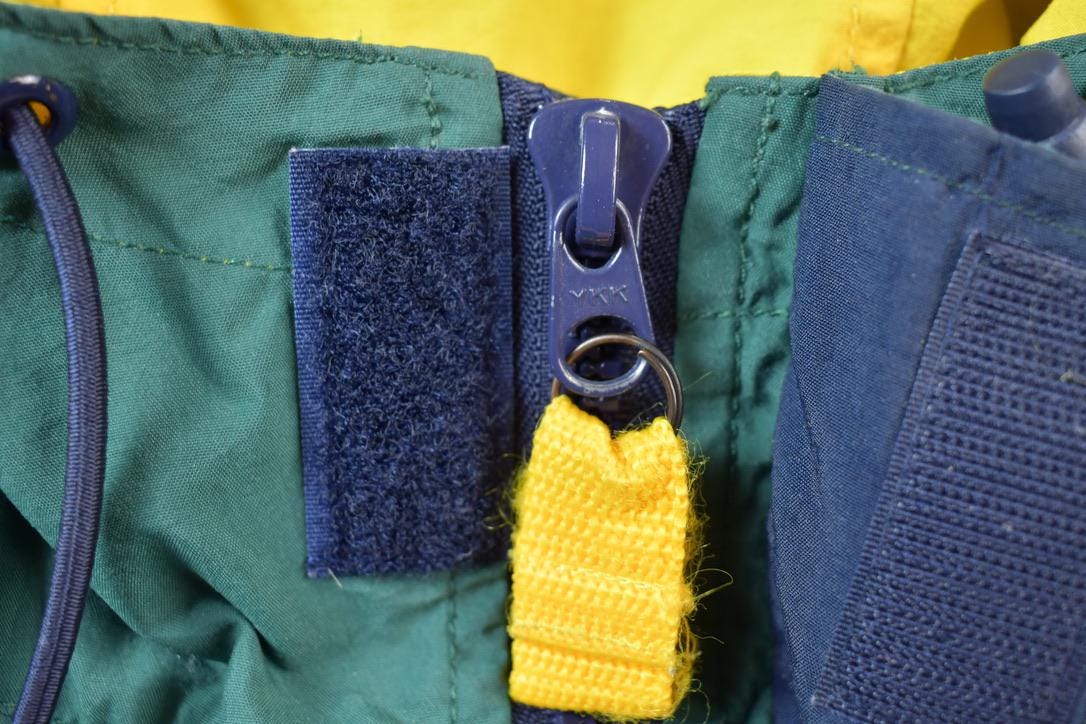 Vintage 1990s Tommy Hilfiger Sailing Gear Windbreaker Jacket