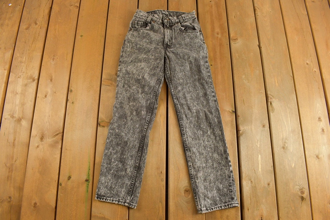 Vintage 1990s Youth Levi's 505 Acid Wash Red Tab Jeans Size 23 x 25.5