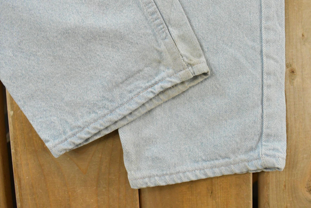 Vintage 1990s Levi's 505 Regular Fit Denim Jeans Men's 34 x 32 / 90s Levi's / Distressed Sun Faded Jeans / Made in USA