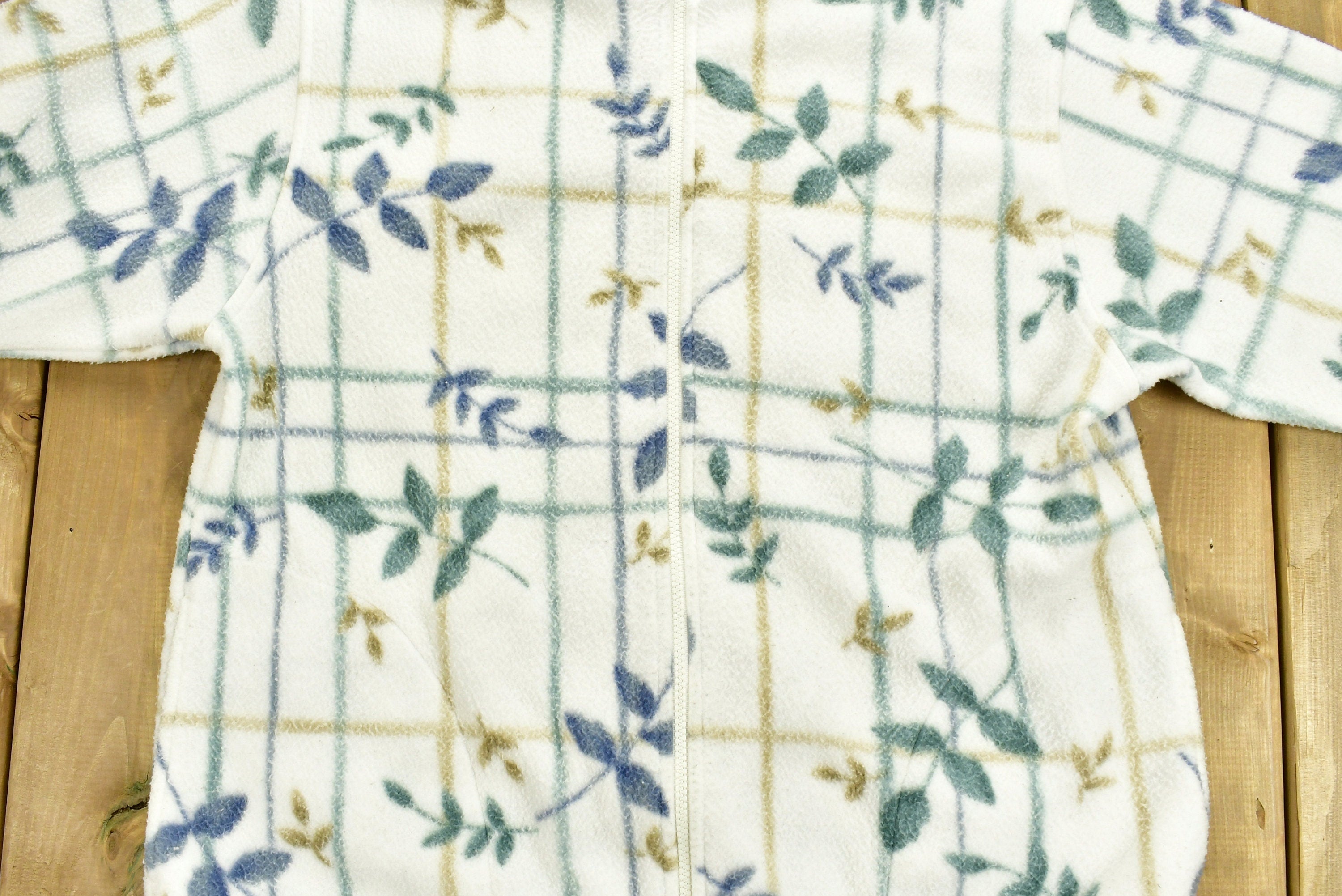 Vintage 1990s Alfred Dunner Flower Graphic Fleece Sweater