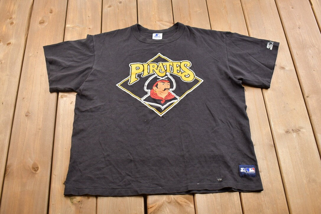 Vintage 1990s Pittsburgh Pirates MLB Graphic T-Shirt