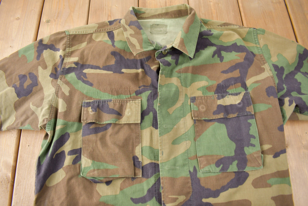 Vintage 1992 Military Woodland Camo Button Up Combat Jacket Size Medium Regular