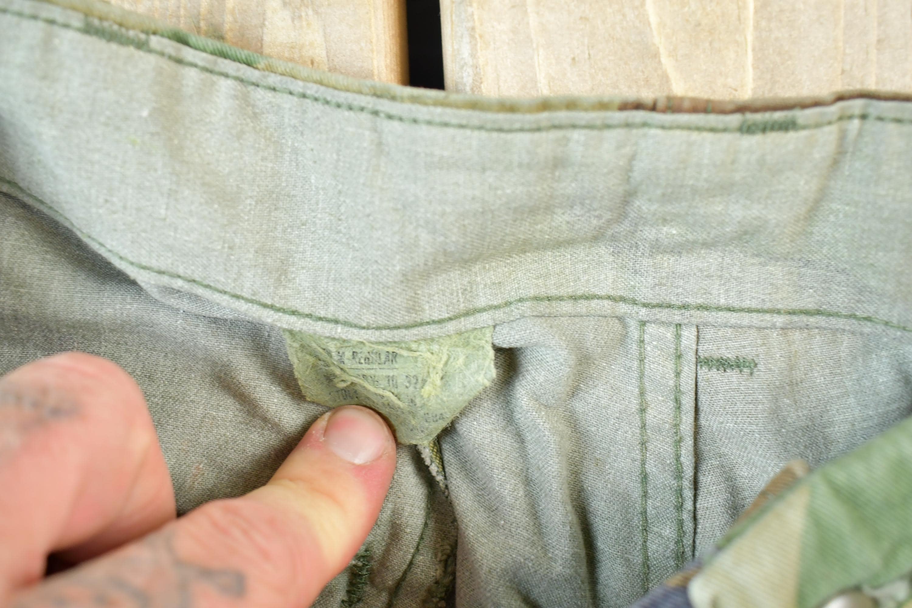 Vintage 1990s Army Camouflage Cargo Pants Size 32 x 28