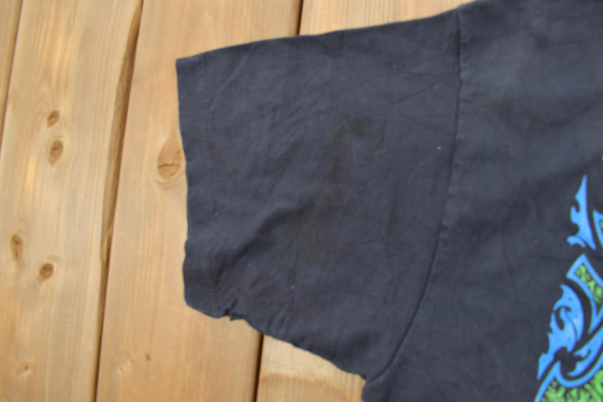 Vintage 1990s FEARLESS All Over Print Skull Graphic T-Shirt /