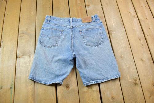 Vintage 1990s Levi's 505 Red Tab Jean Shorts Size 36 / 90s Shorts / Streetwear Fashion / Bottoms / Light Wash / Vintage Jeans/ Jorts