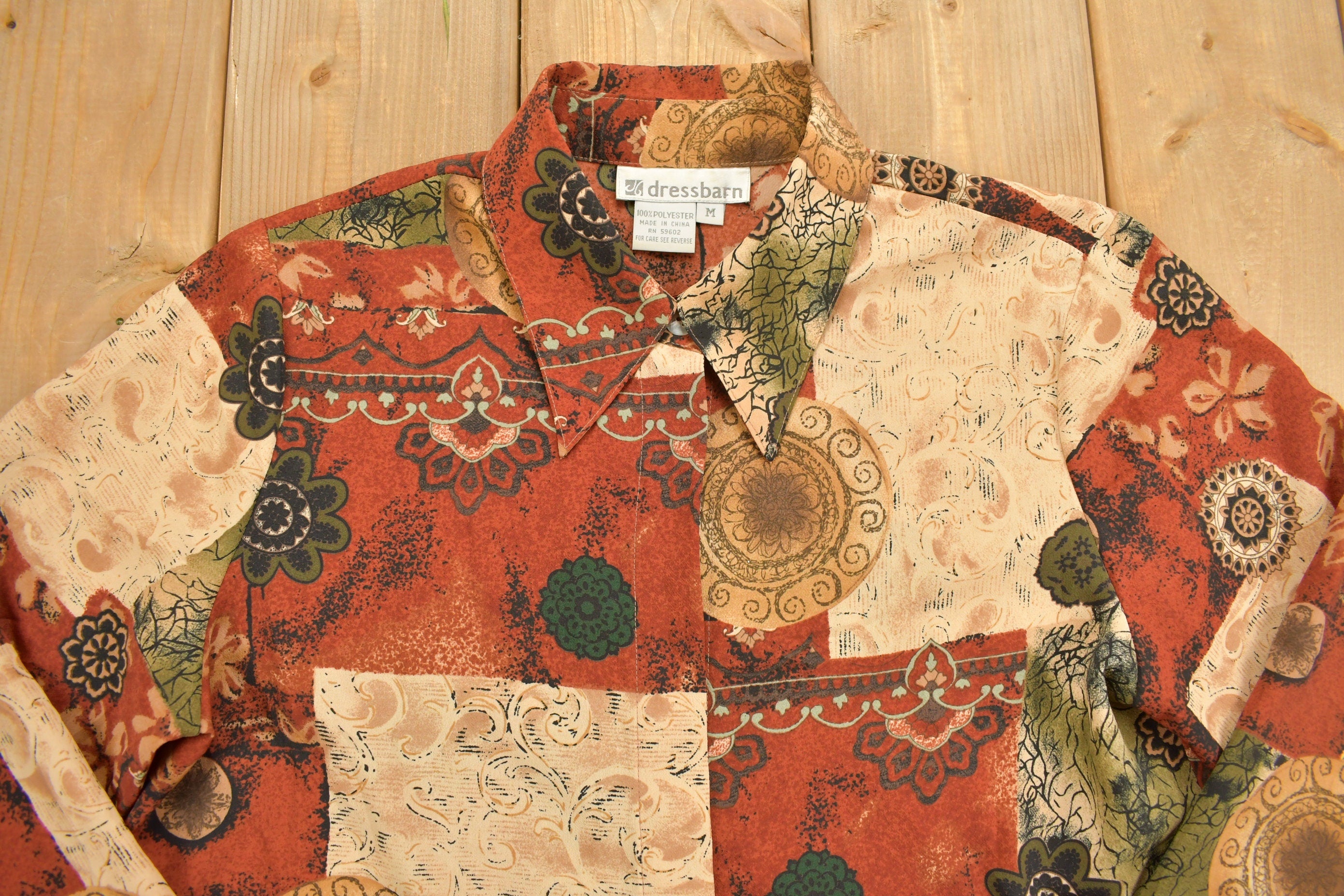 Vintage 1980s Dressbarn Abstract Theme Button Up Shirt