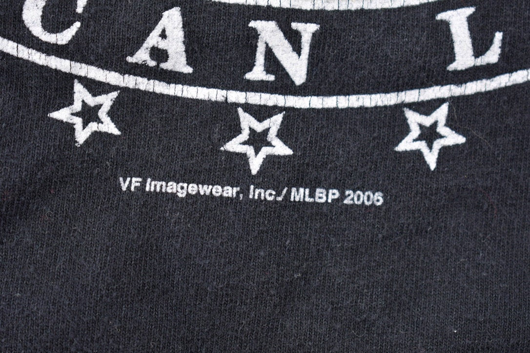 Vintage 2005 White Sox MLB Graphic T-Shirt
