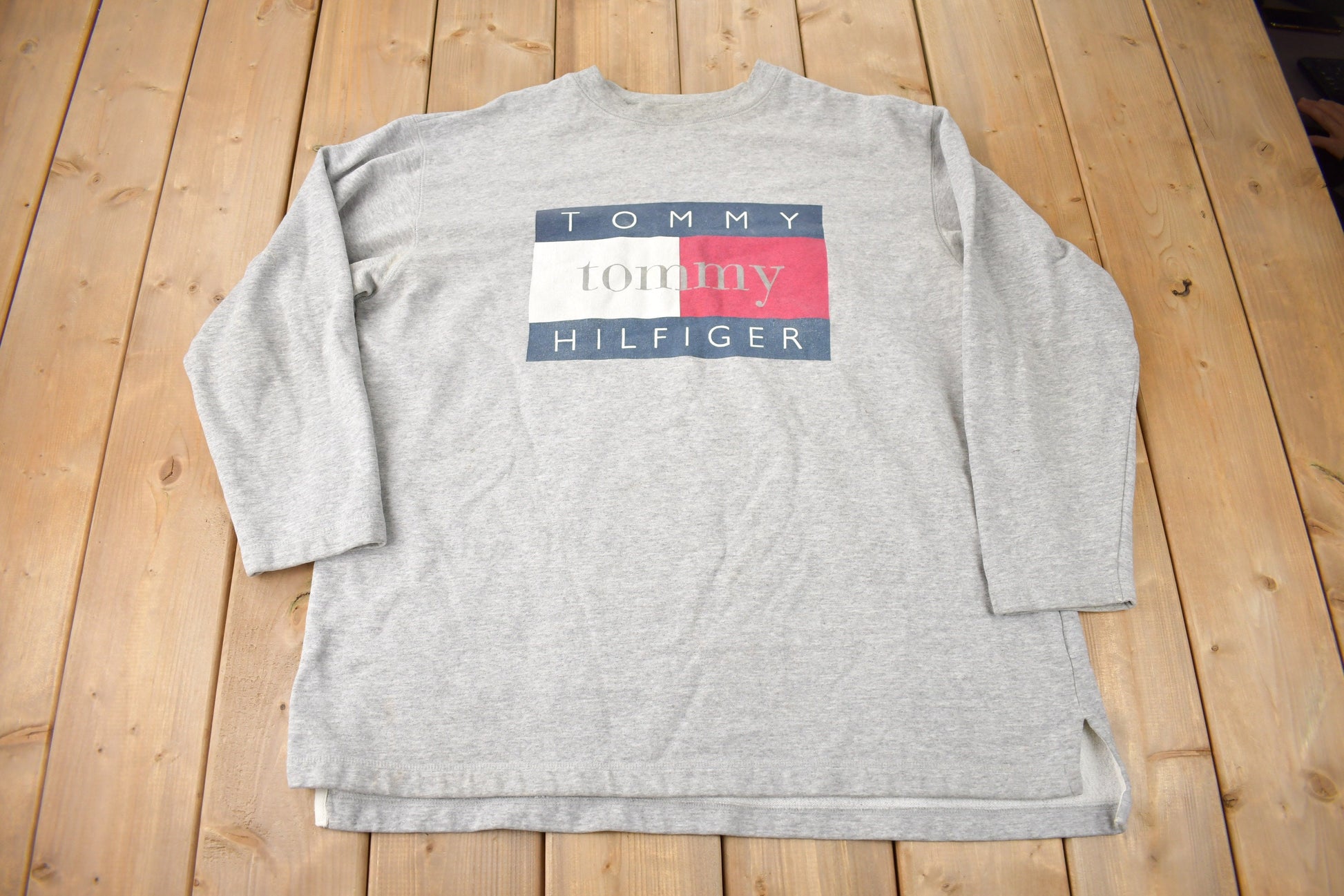 Vintage 1990s Tommy Hilfiger Flag Graphic Crewneck Sweatshirt Made In USA