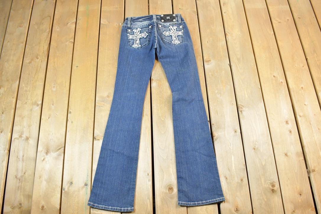 Vintage Y2K Miss Me Bedazzled Low Rise Jeans Size 26x31