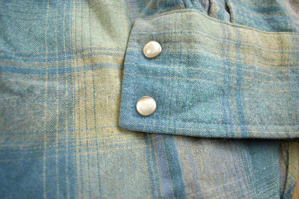 Vintage 1980s Pendleton 100% Wool Plaid Pearl Button Up Made In USA
