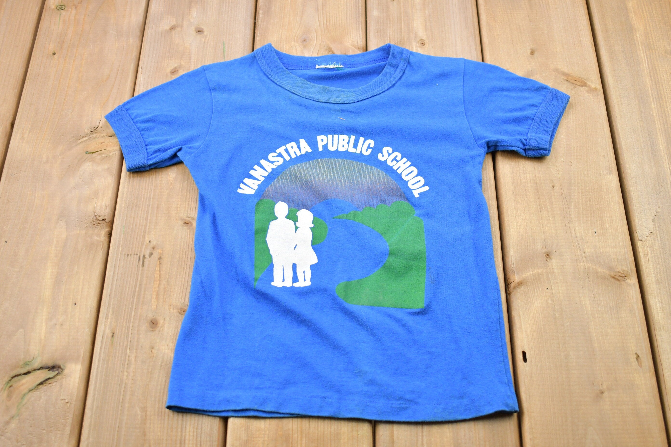 Vintage 1990s Vanastra Community School T-Shirt