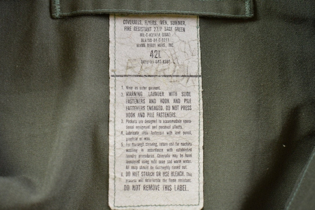 Vintage 1984 Military Flyer Coverall Jumpsuit Size Medium / Vintage Coveralls / Militaria / Distressed Coveralls / Sage Green / CWU-27P
