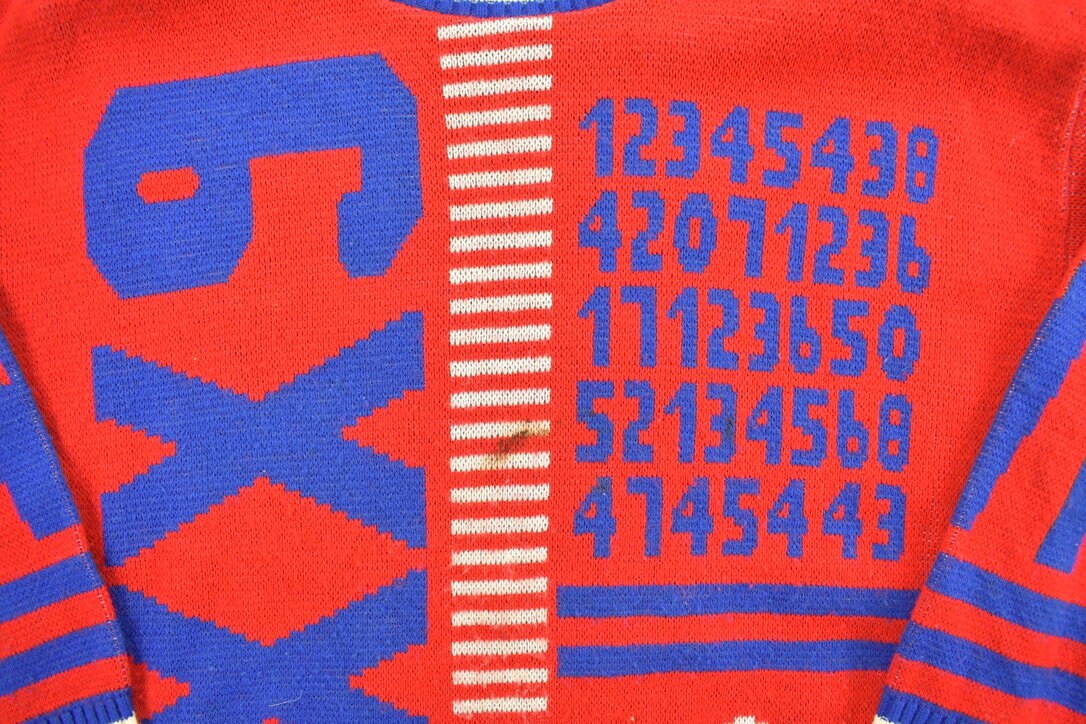 Vintage 1990s Maternity Wear 3D Knit Sweater