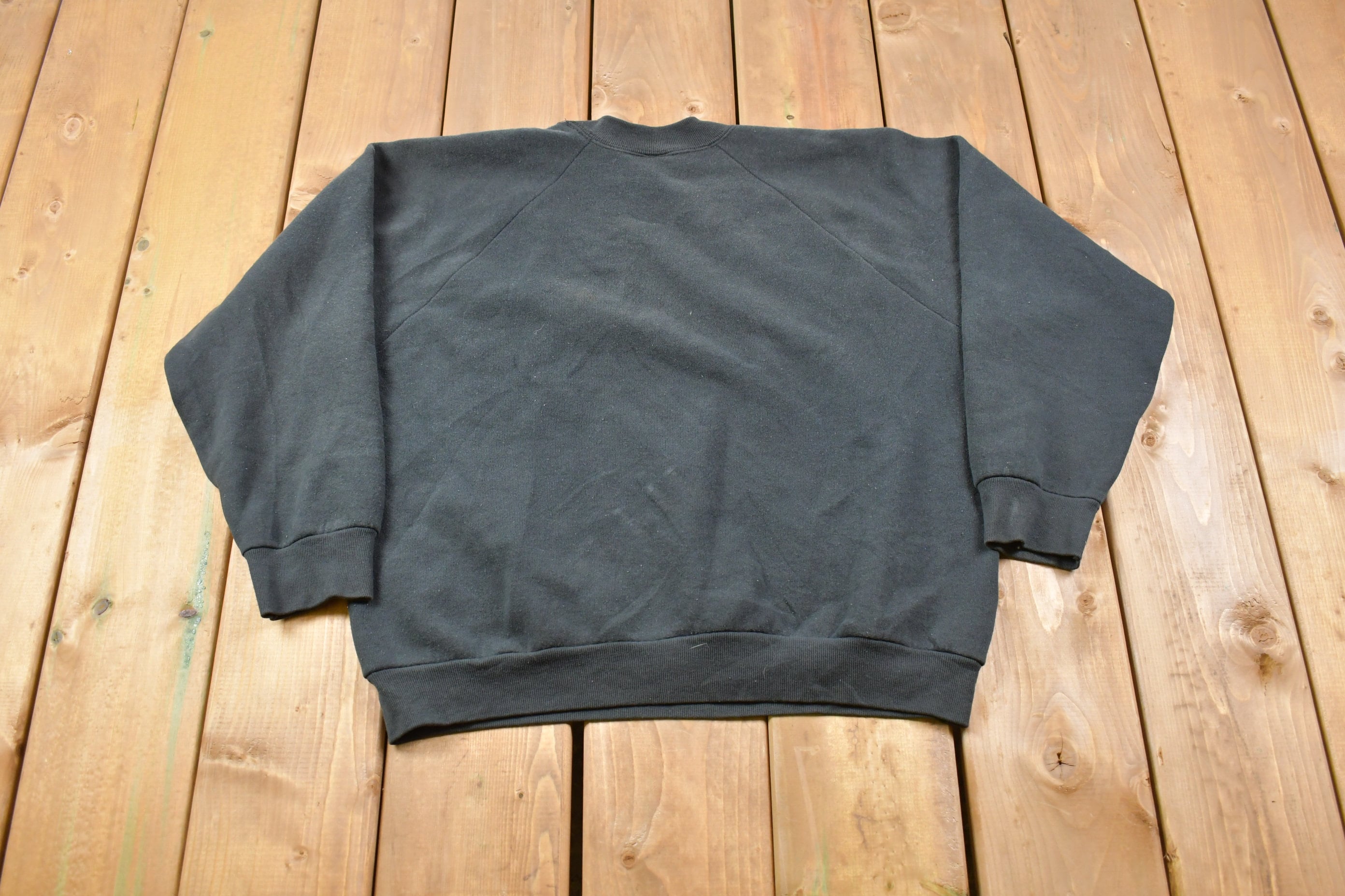 Vintage 1980s Blank Raglan Crewneck Sweatshirt