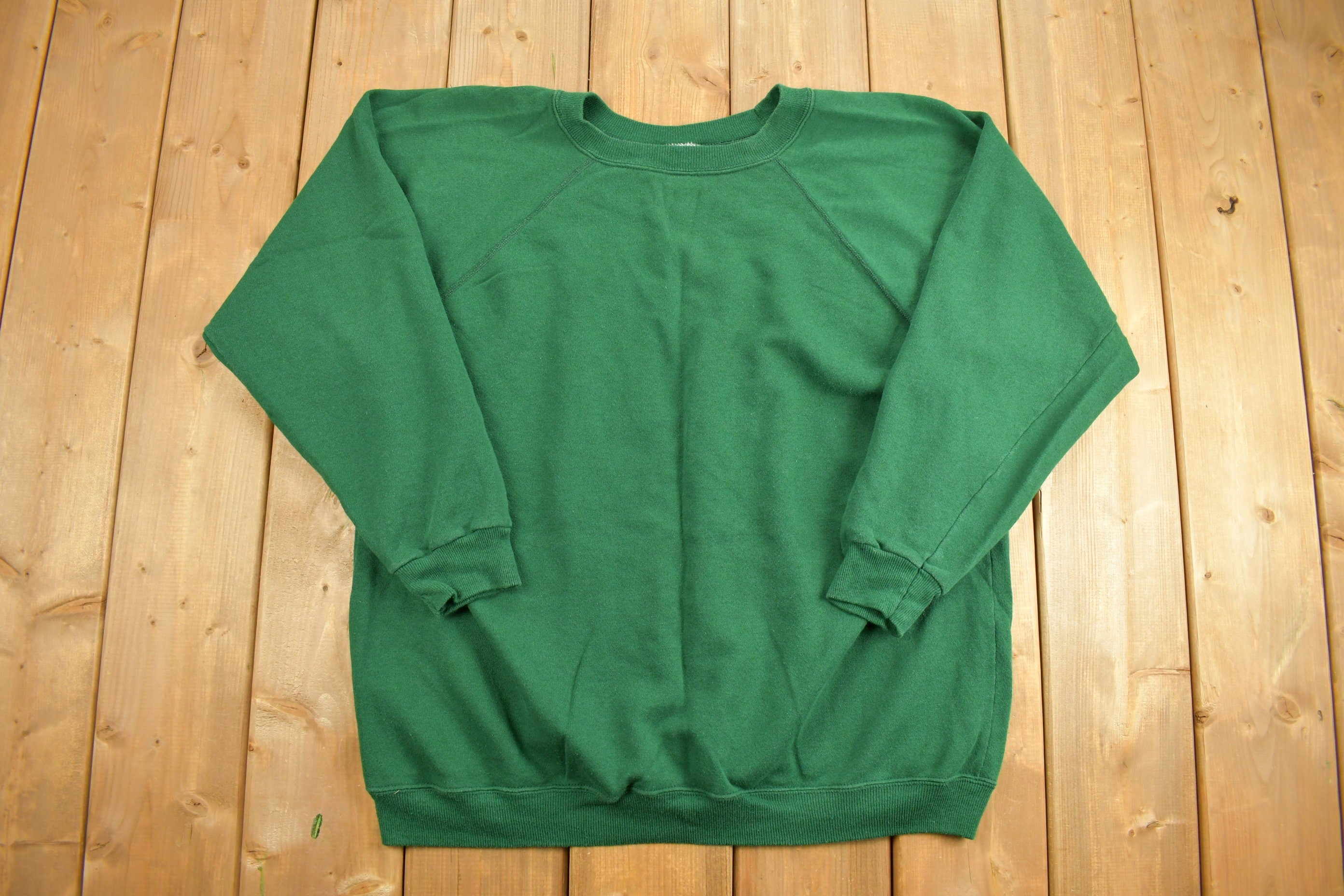 Vintage 1990s Blank Green Hanes Crewneck Sweatshirt