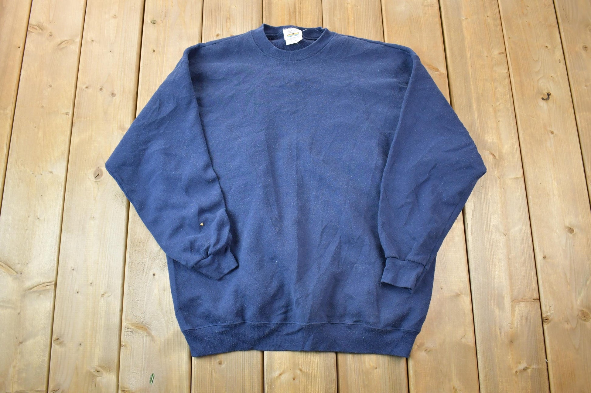 Vintage 1990s 20/20 Blank Blue Crewneck Sweatshirt / 90s Crewneck / Made In USA / Streetwear / Embroidered