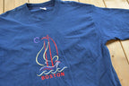 Vintage 1990s Boston Embroidered Sailboat T-Shirt Mens L