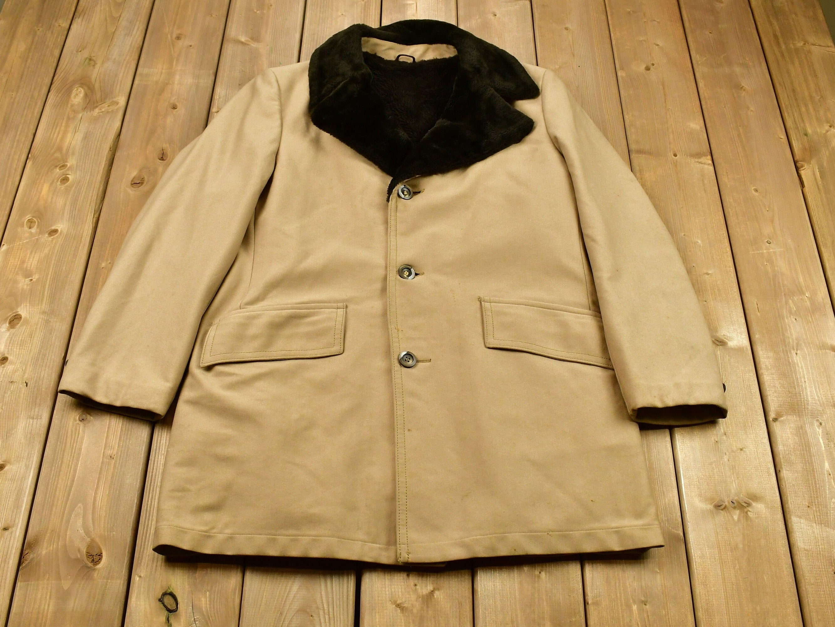 Vintage Beige Fur Collared Overcoat