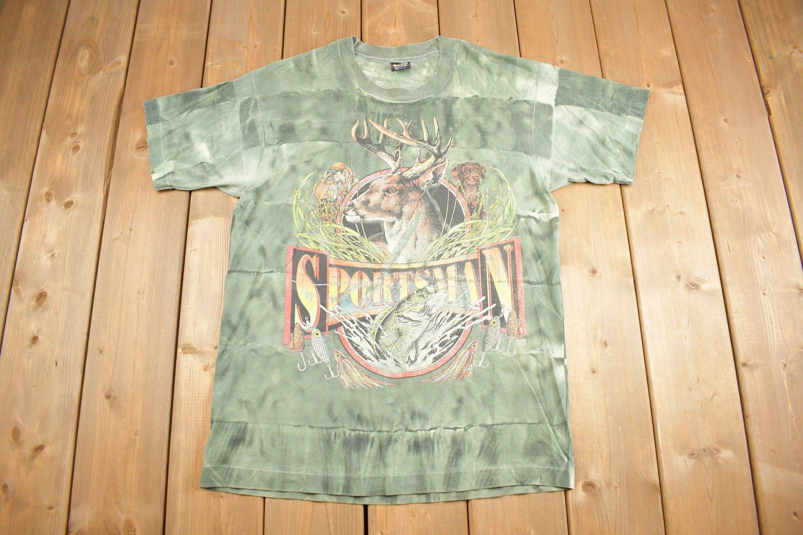 Vintage 1990s Deer Camo Sportsman Graphic T-Shirt