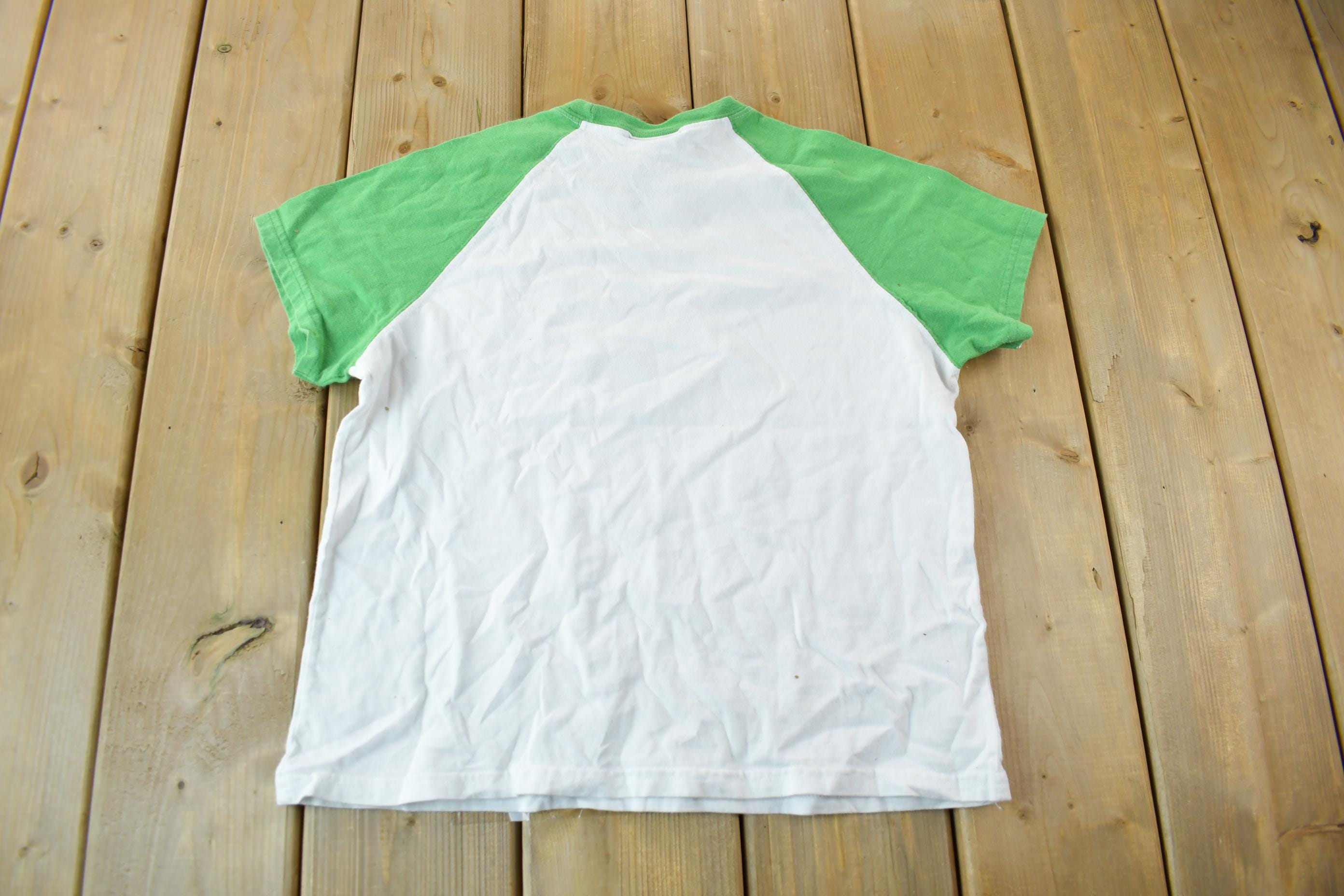 Vintage Y2K Nike Athletics Women's T Shirt