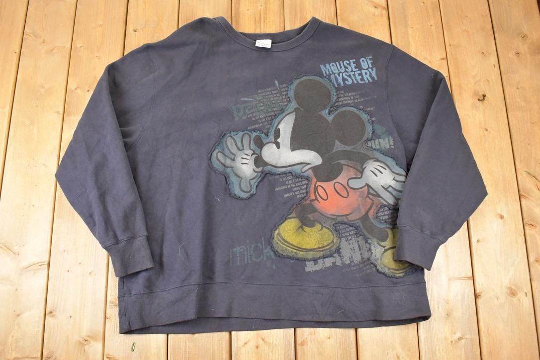 Vintage 1990s Disney Mouse Of Mystery Crewneck Sweater Men's XXL / Vintage Mickey Mouse Sweatshirt / Disneyland Cartoon Sweater