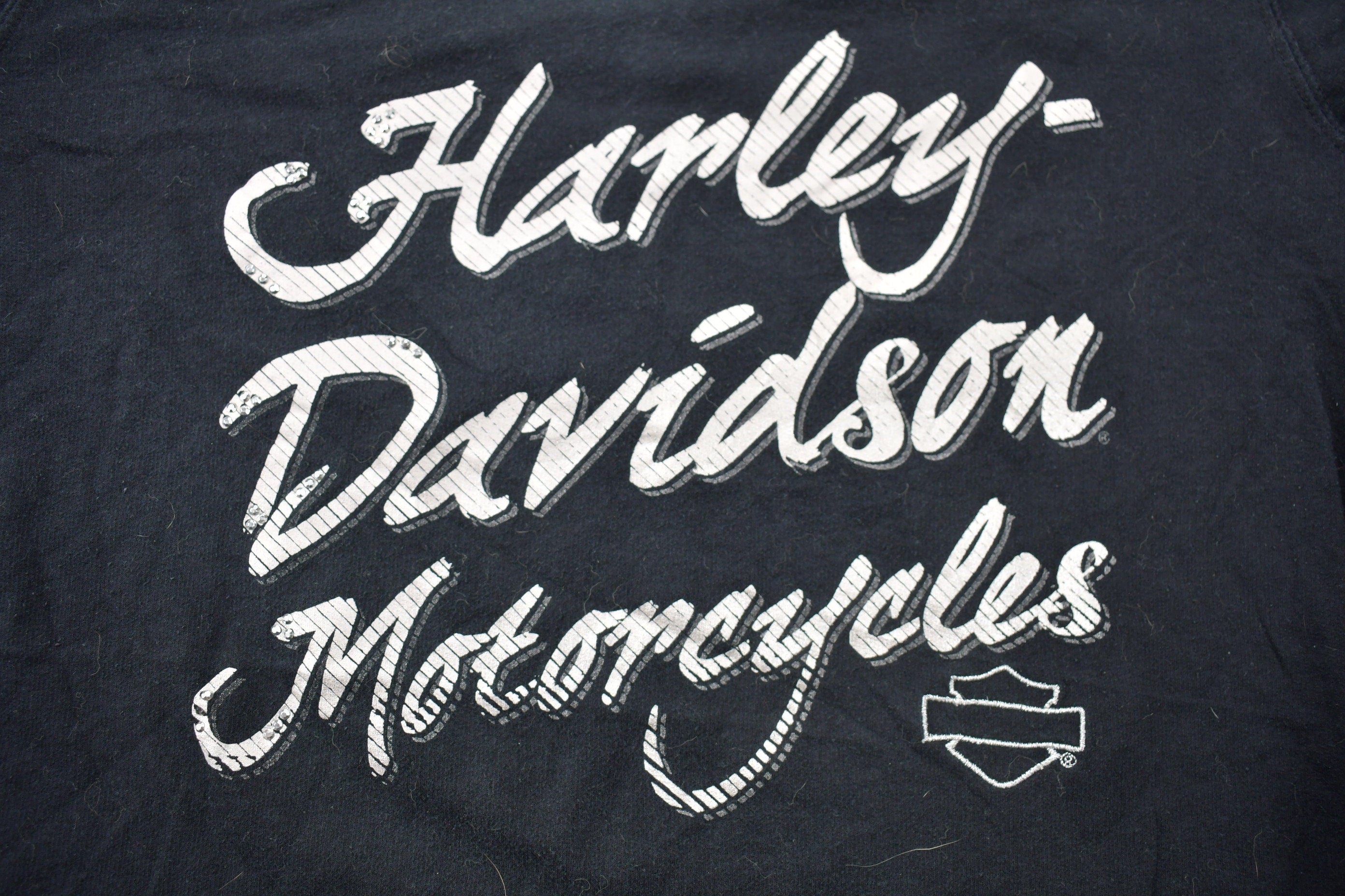 Vintage Y2K Harley Davidson Cedar Rapids Embroidered Womens Long Sleeve Flame Graphic T-Shirt