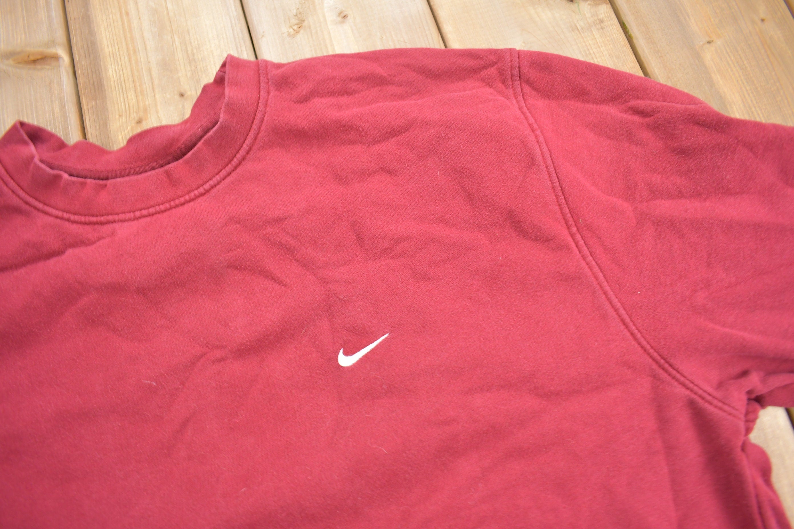 Vintage Y2K Nike Embroidered Mini Swoosh Crewneck Sweatshirt