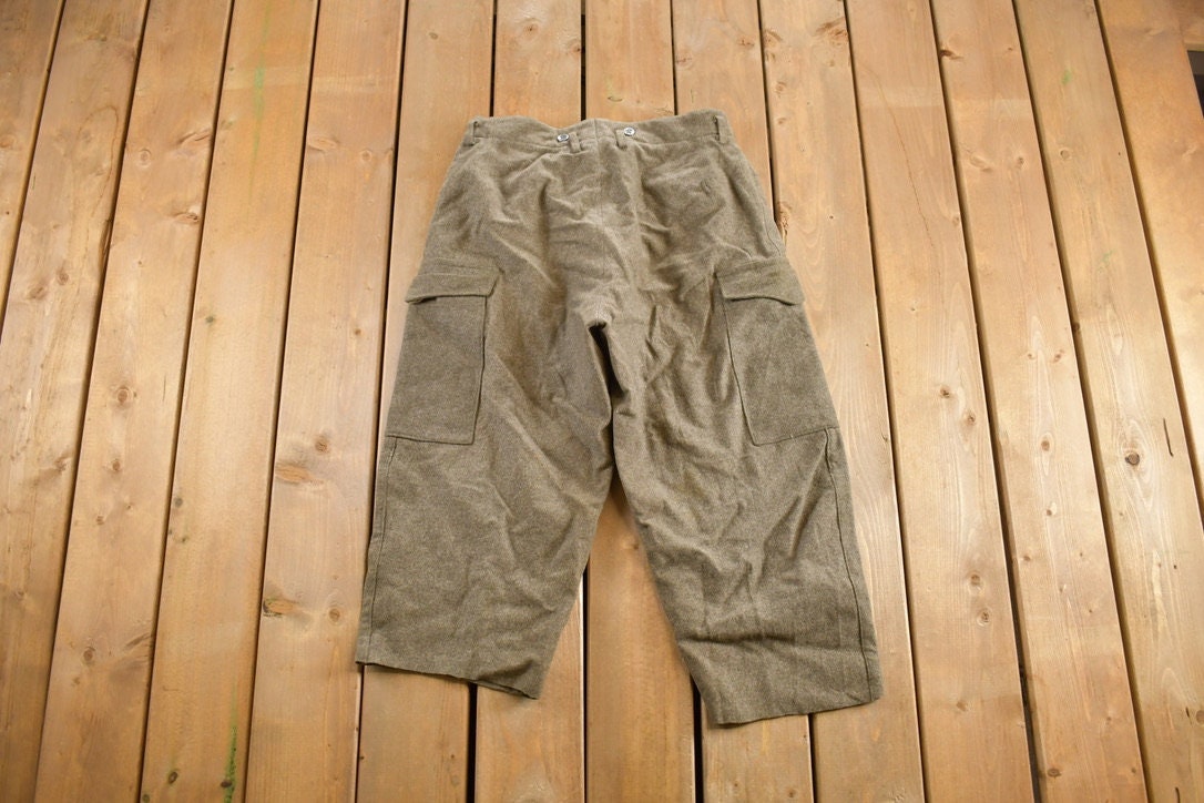 Vintage 1940S Wool Cut Off Trousers Size 30x22