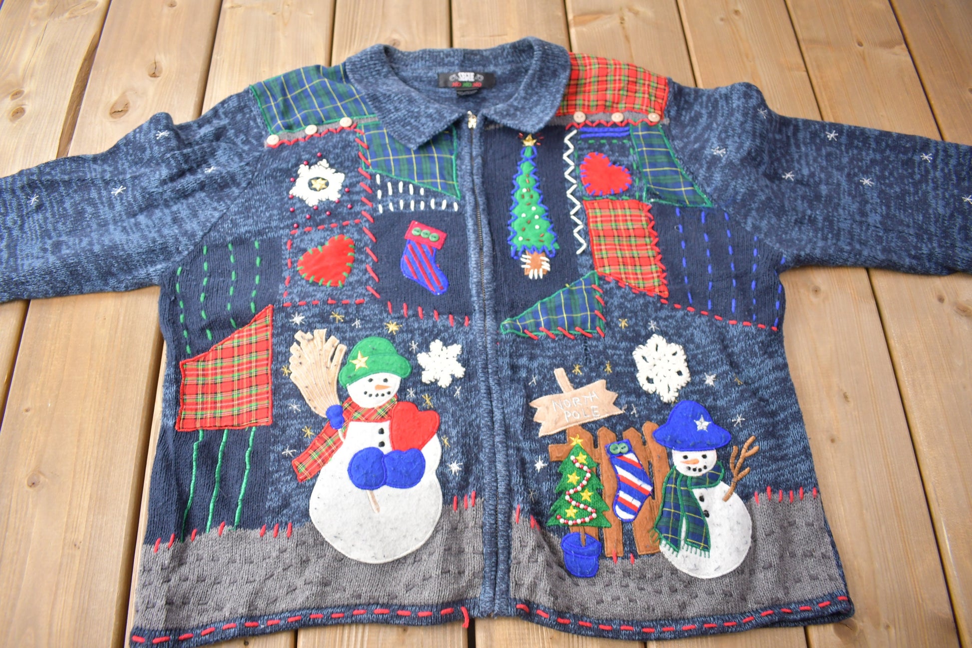 Vintage 1990s Christmas Theme Knit Zip Up Sweater