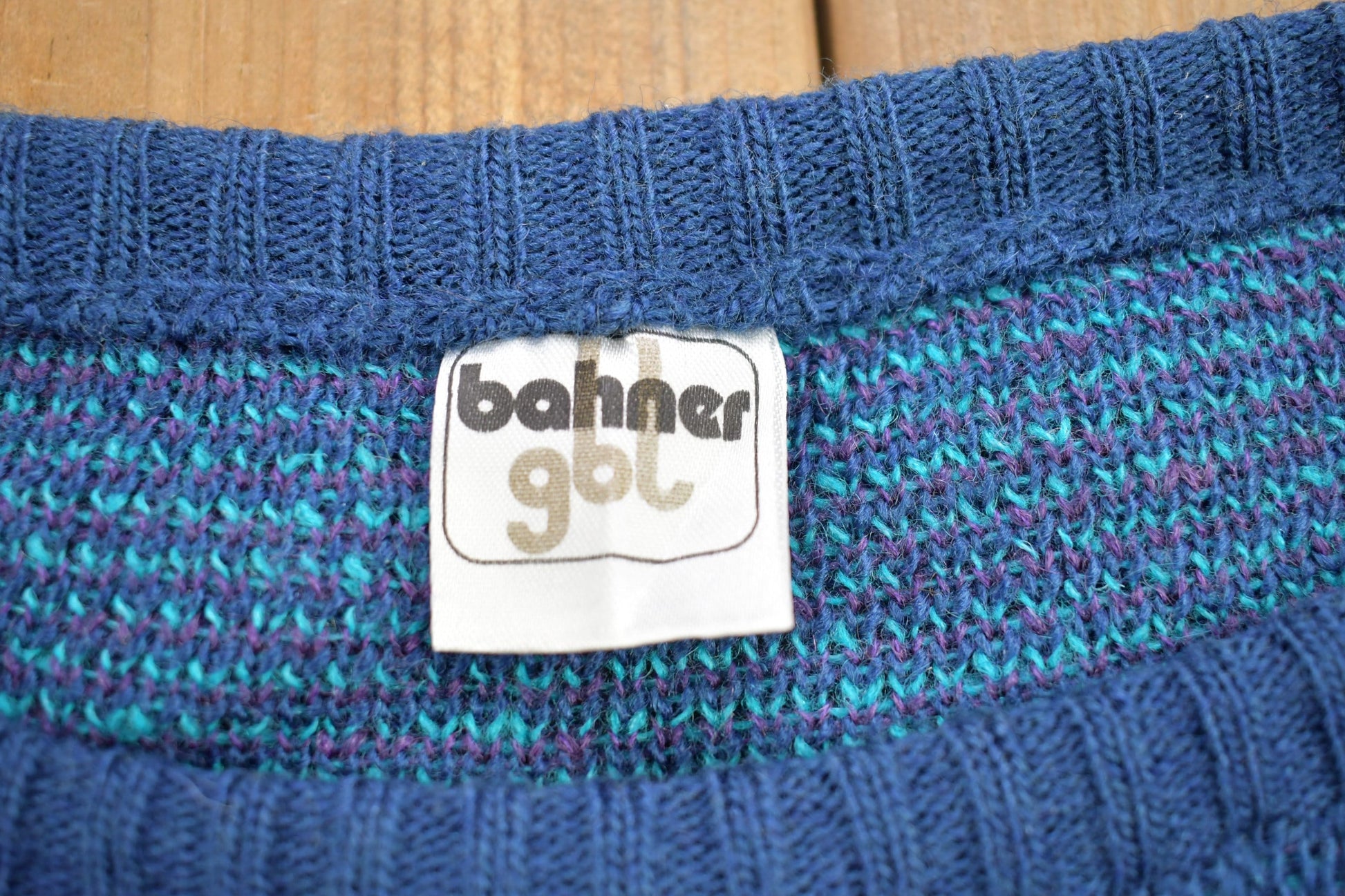 Vintage 1990s Bahner Knitted Crewneck Sweater /