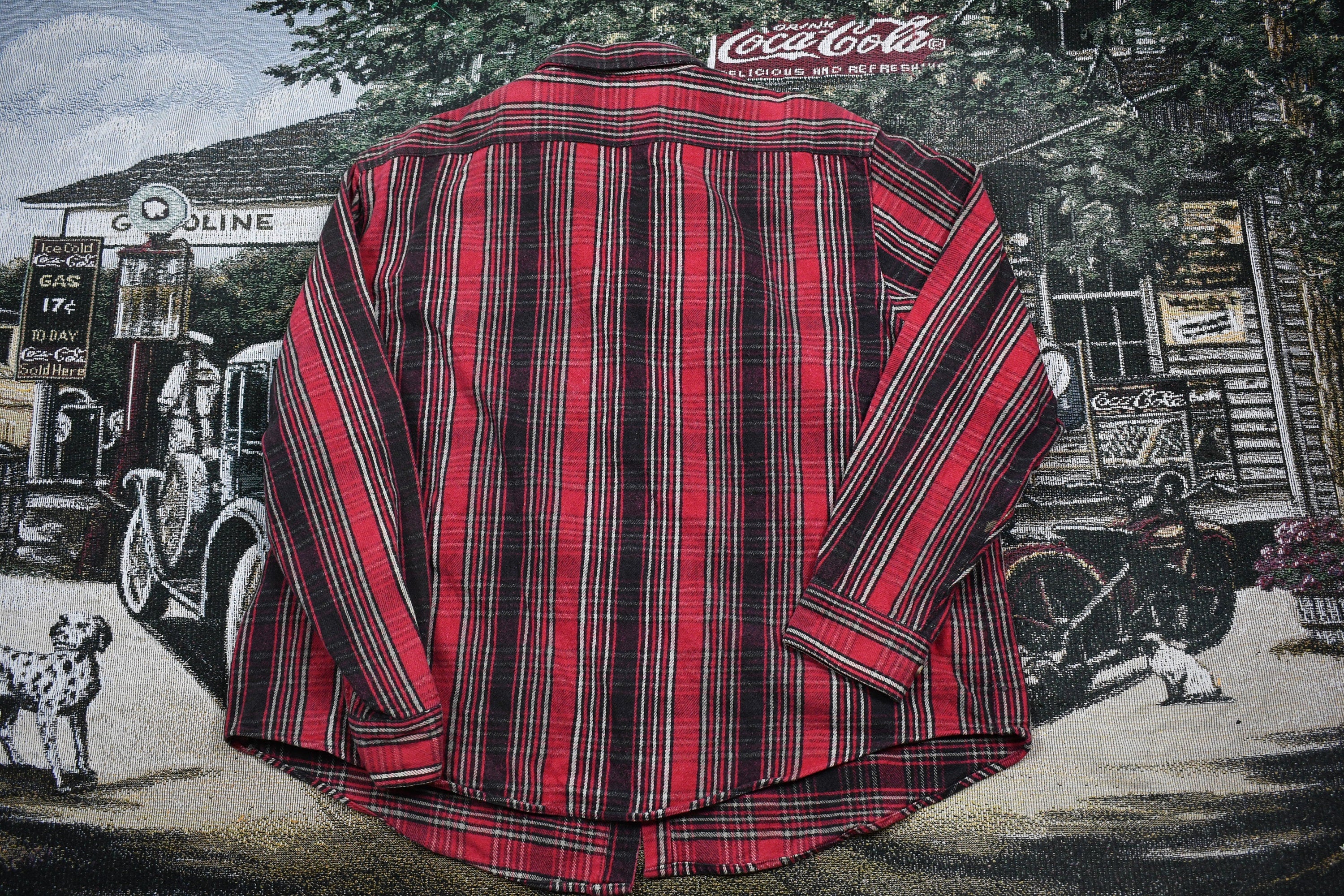 Vintage 1980s Plaid Button Up Shirt /