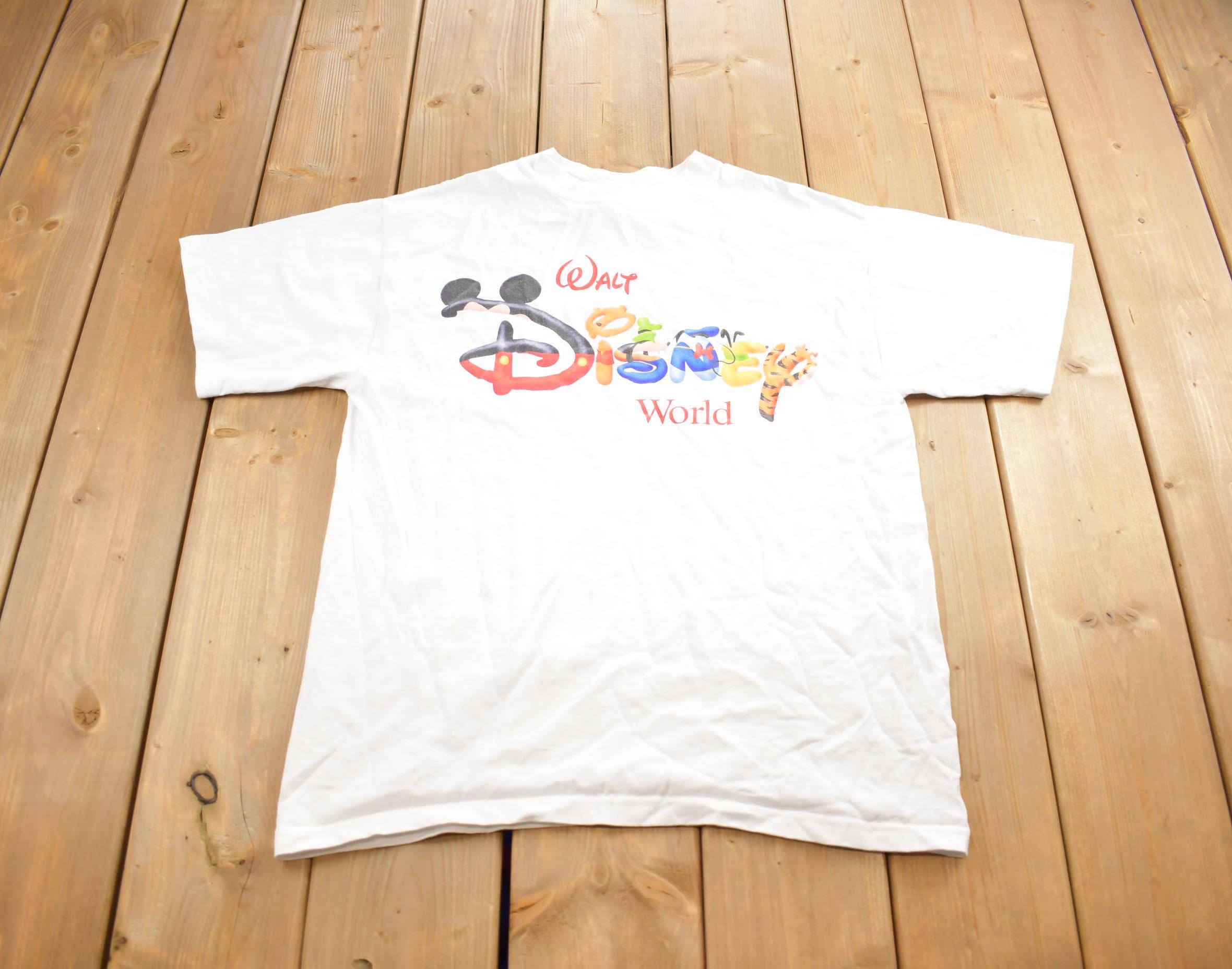 Vintage 1990s Walt Disney World Graphic T-Shirt