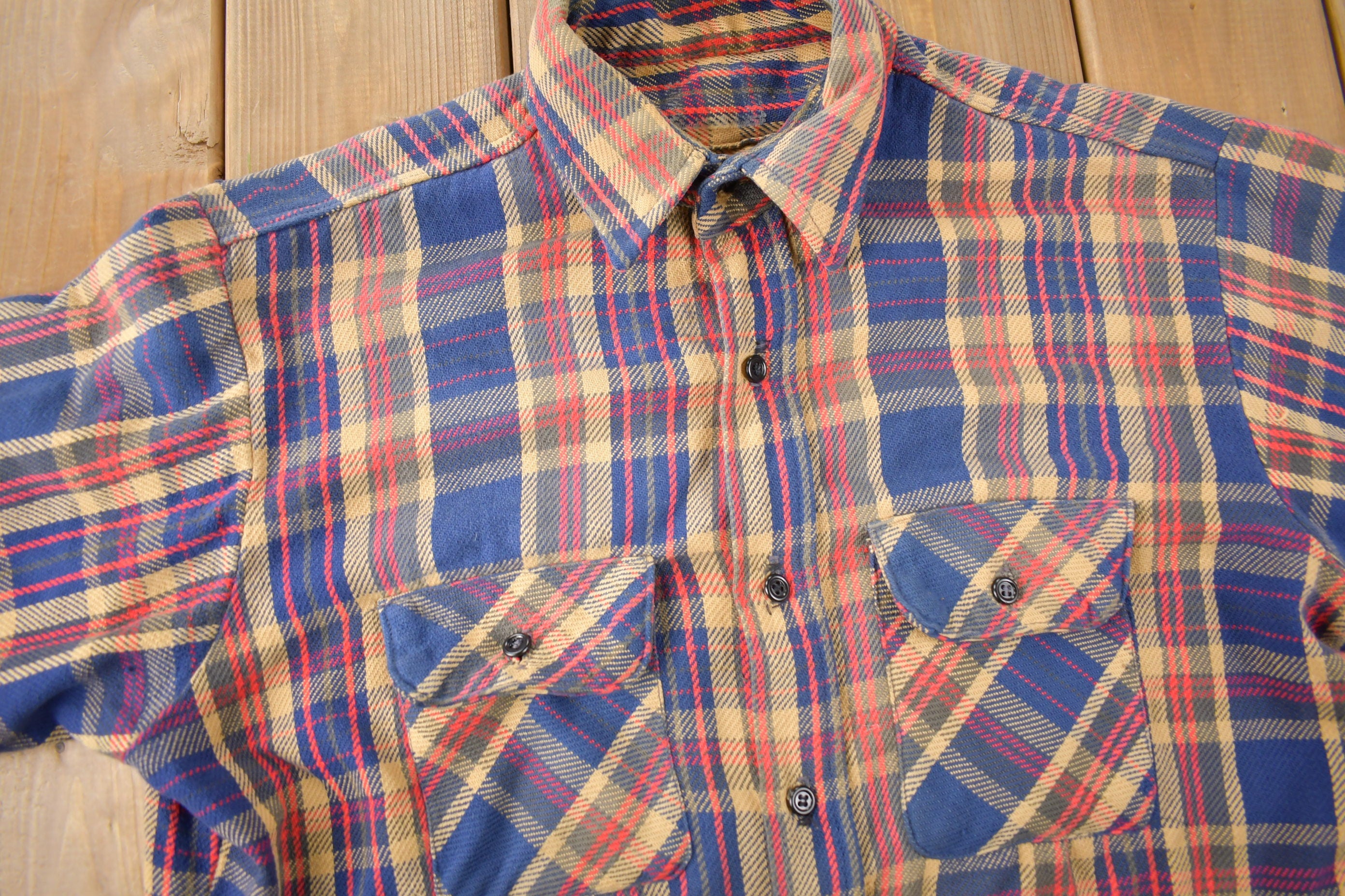 Vintage 1980s Distressed Plaid Button Up Flannel Shirt