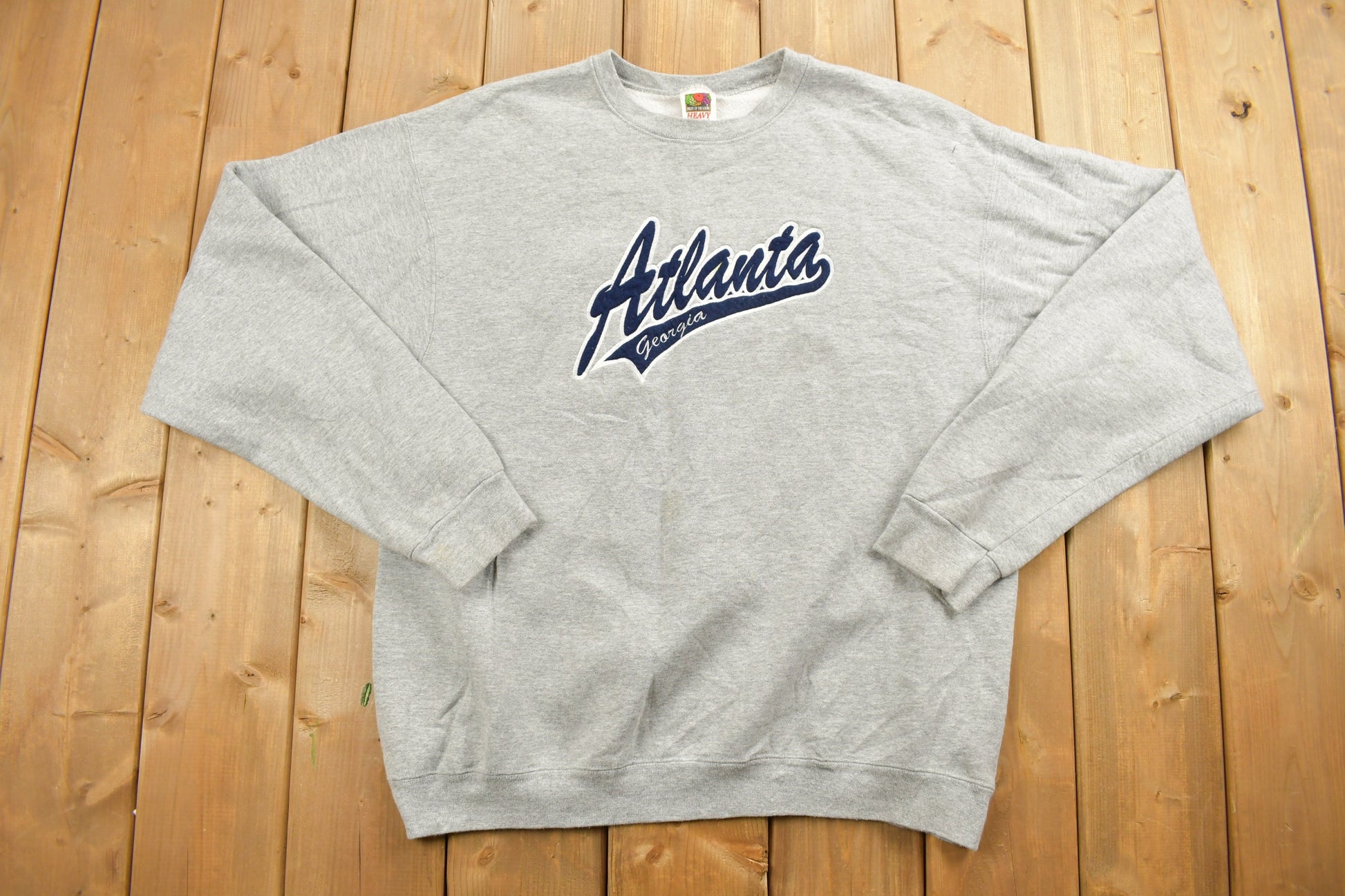 Vintage 1990s Atlanta Georgia Embroidered Theme Crewneck Sweatshirt / 90s Crewneck / Souvenir Sweater / Streetwear / Travel And Vacation