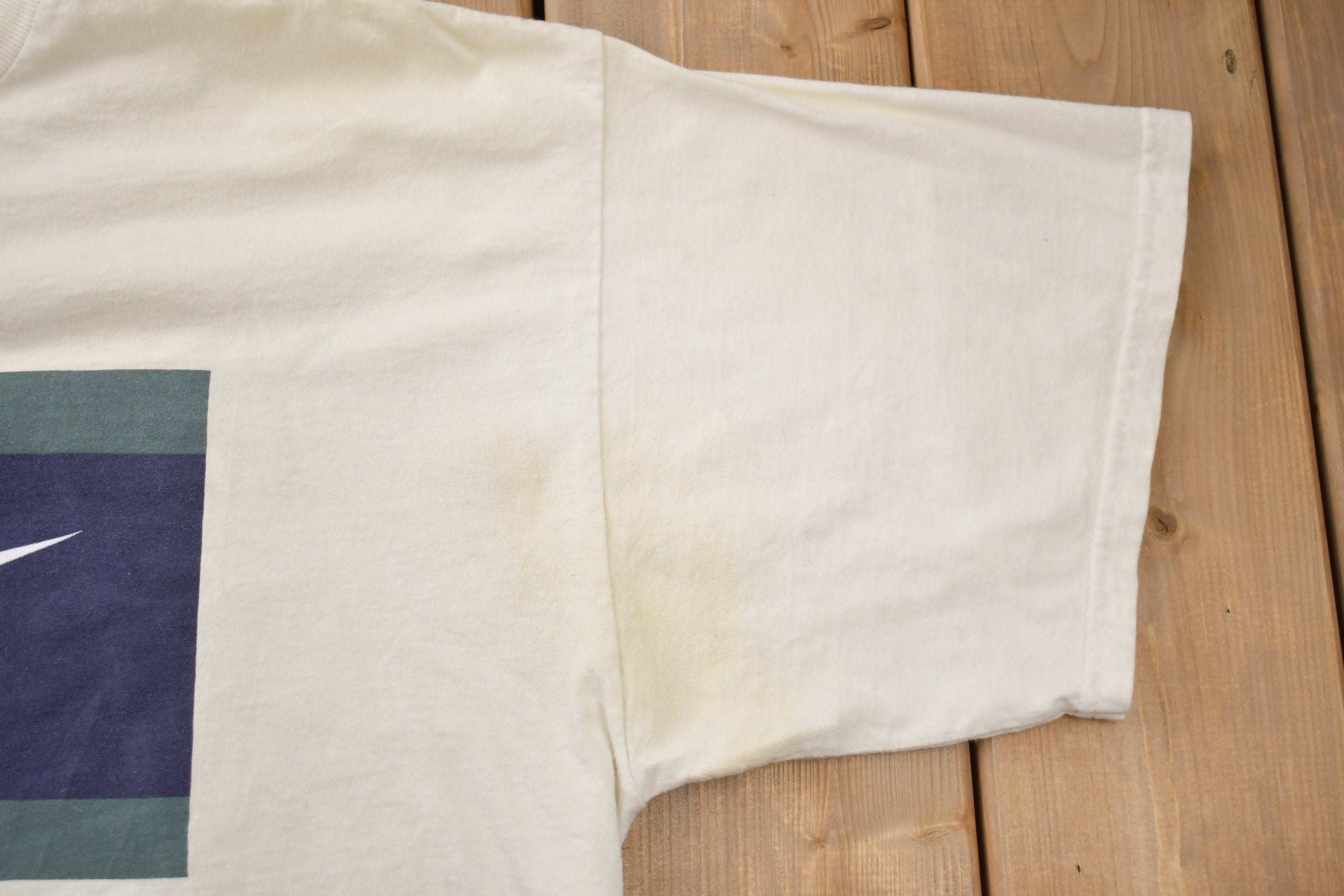 Vintage 1990s Nike Middle Swoosh Big Graphic T-Shirt