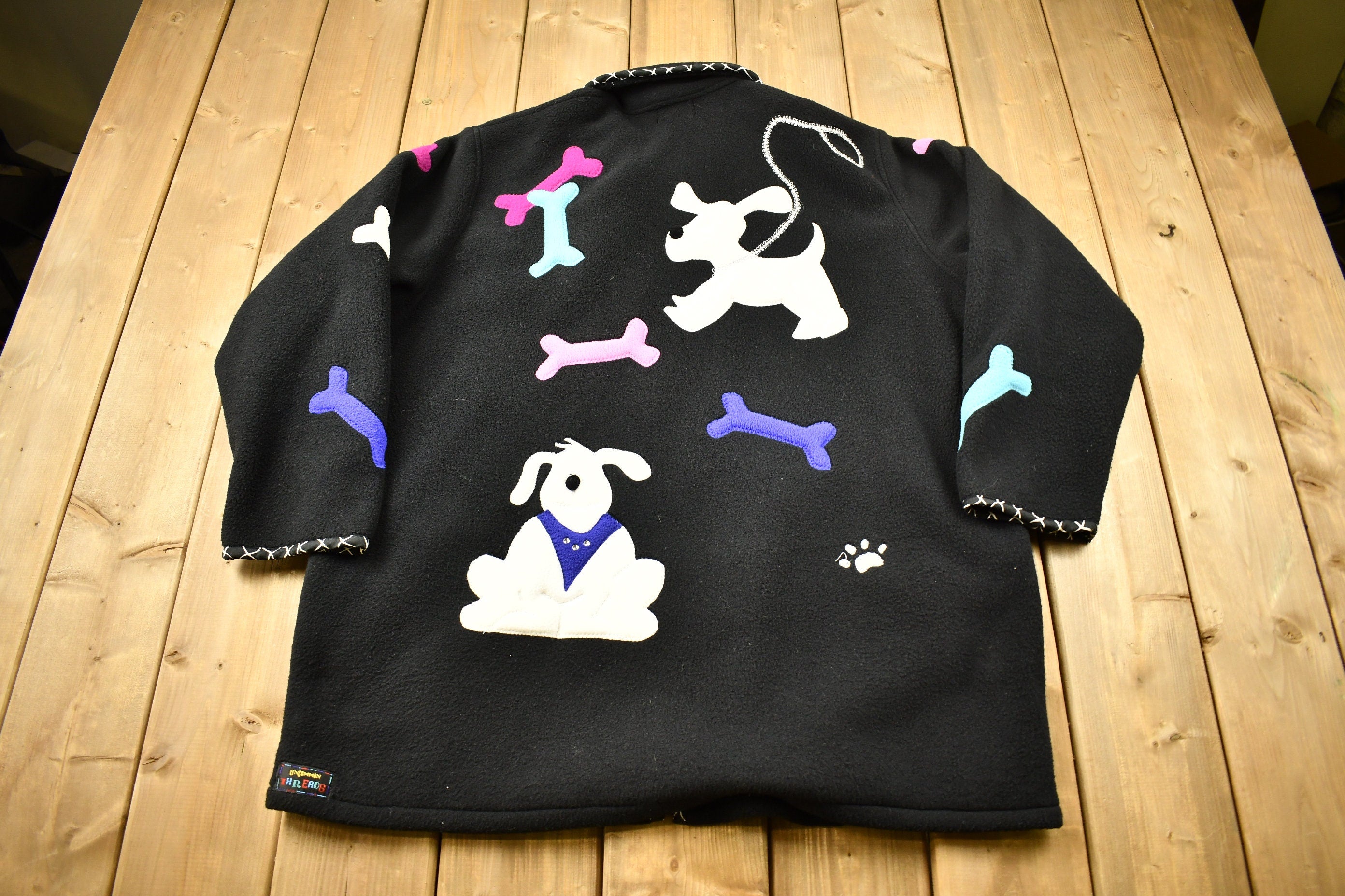 Vintage 1990s Cute Dog Embroidered Fleece Sweater
