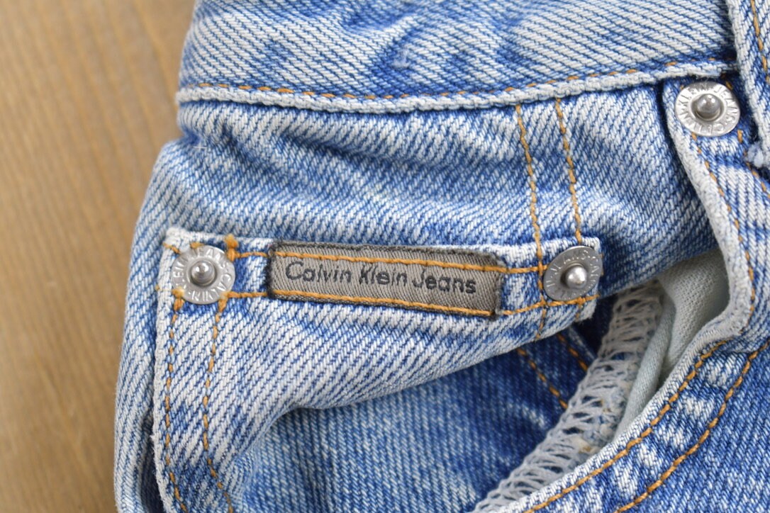Vintage 1990s Calvin Klein Jean Shorts 24 x 4.5