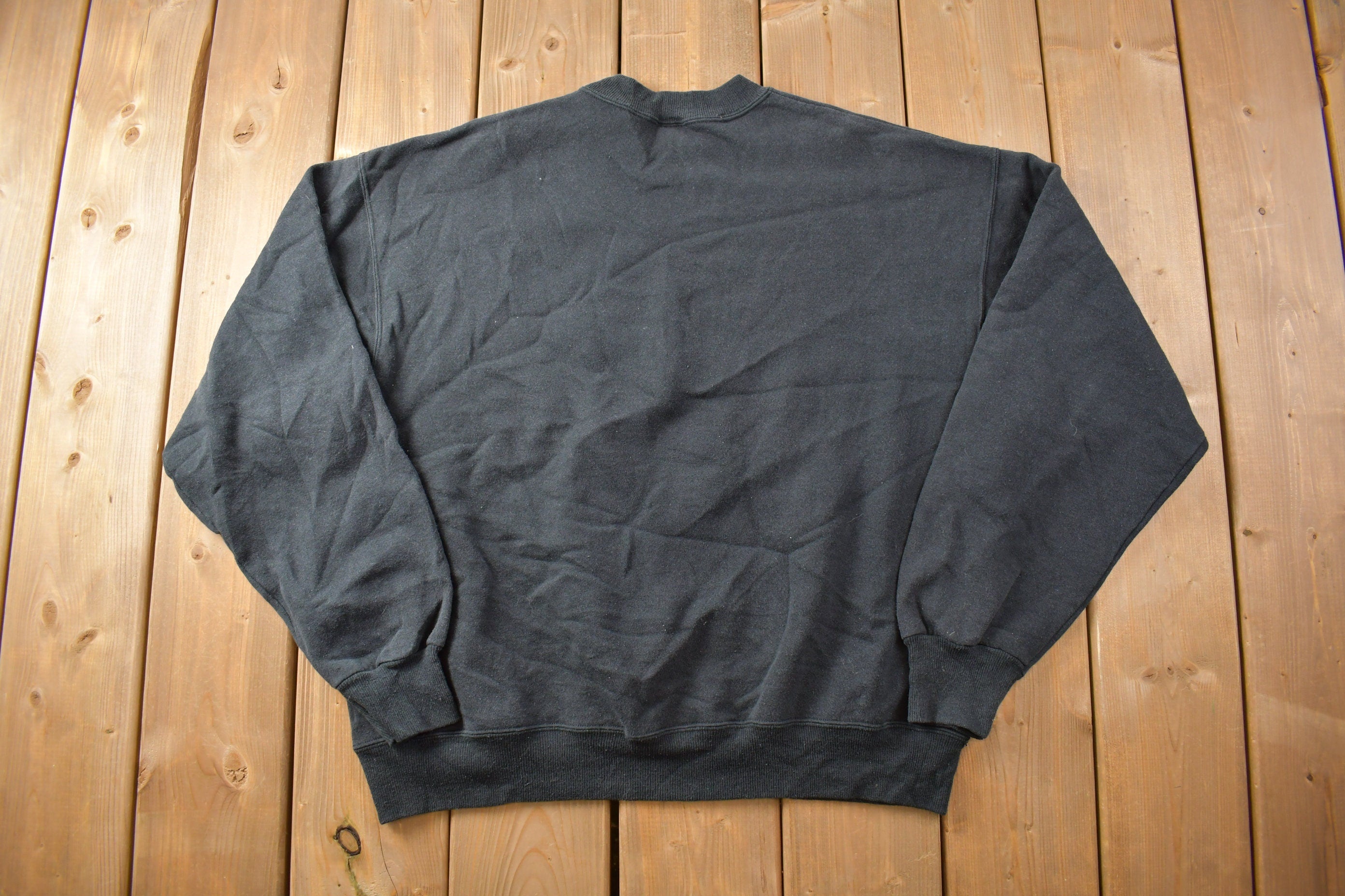 Vintage 1990s Scarecrow Embroidered Graphic Crewneck Sweatshirt