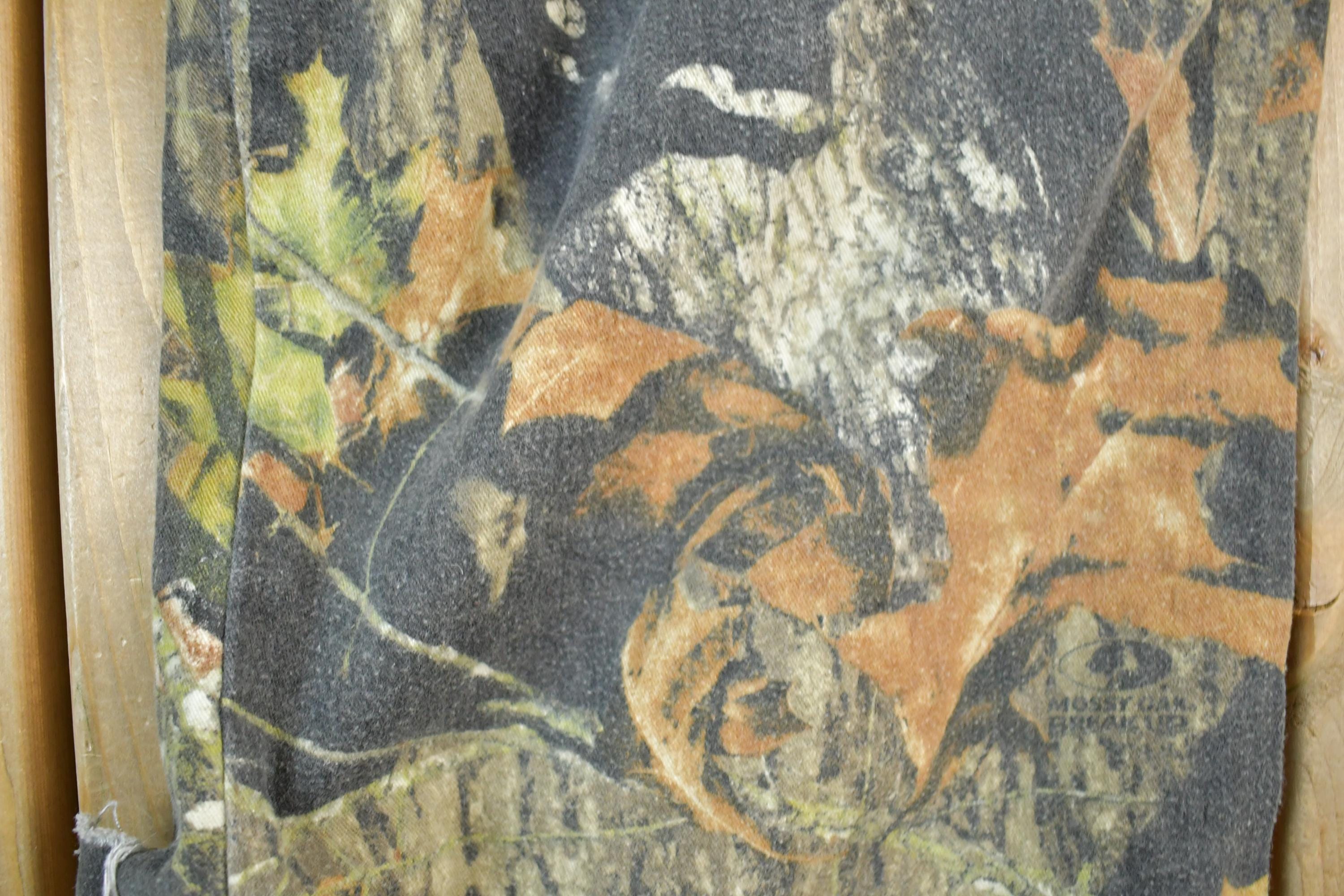 Vintage 1990s Realtree Camo Field Staff Cargo Track Pants