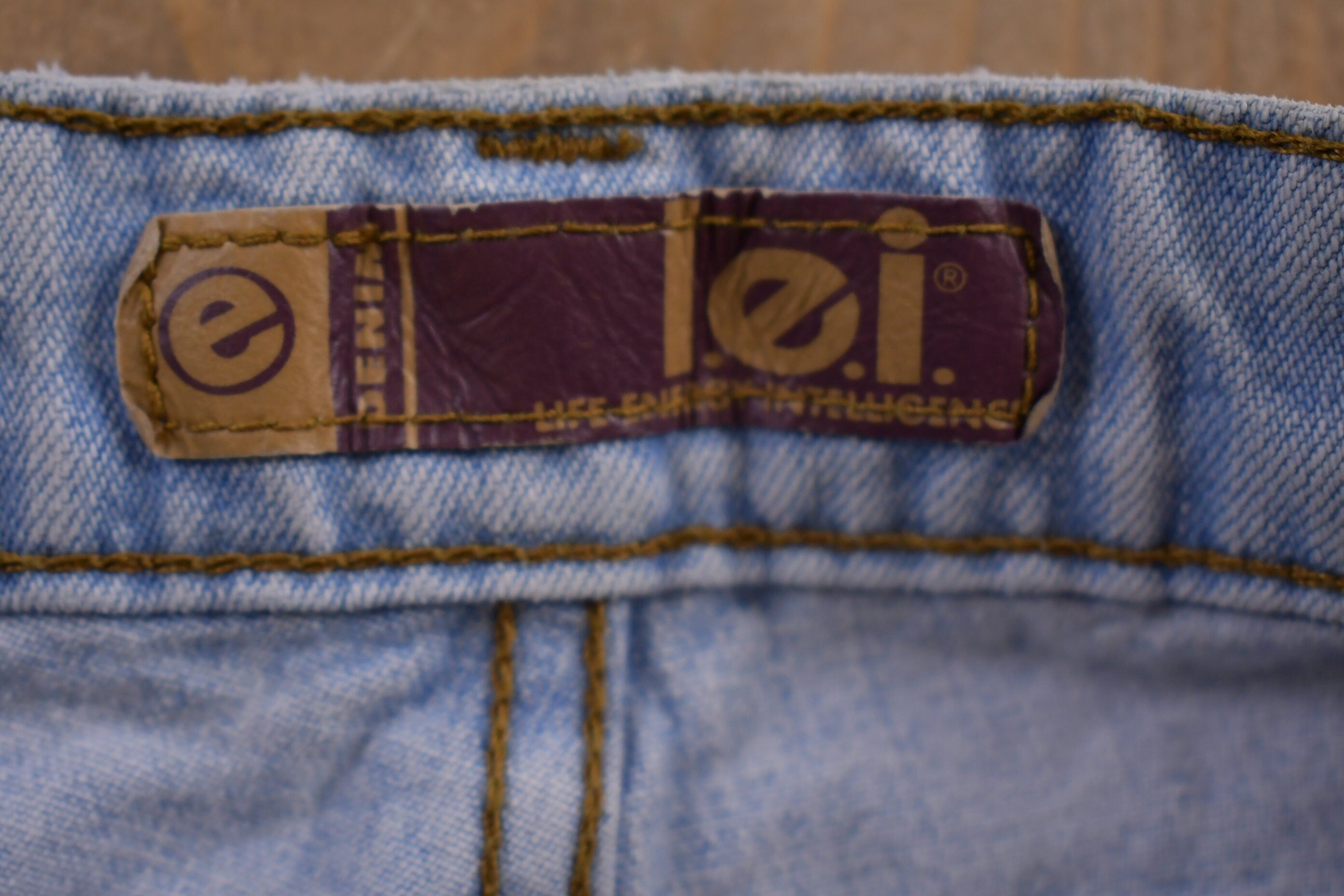 Vintage 1990s L.E.I Jean Short Shorts 28 x 3
