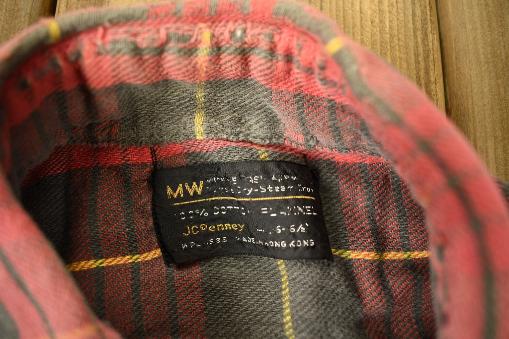 Vintage 1980s JC Penney Red Plaid Flannel Button Up Shirt